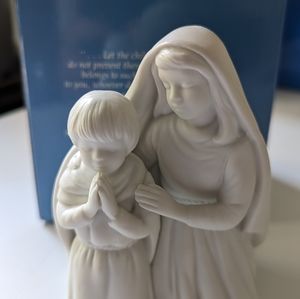 Avon Nativity Collectibles children in prayer